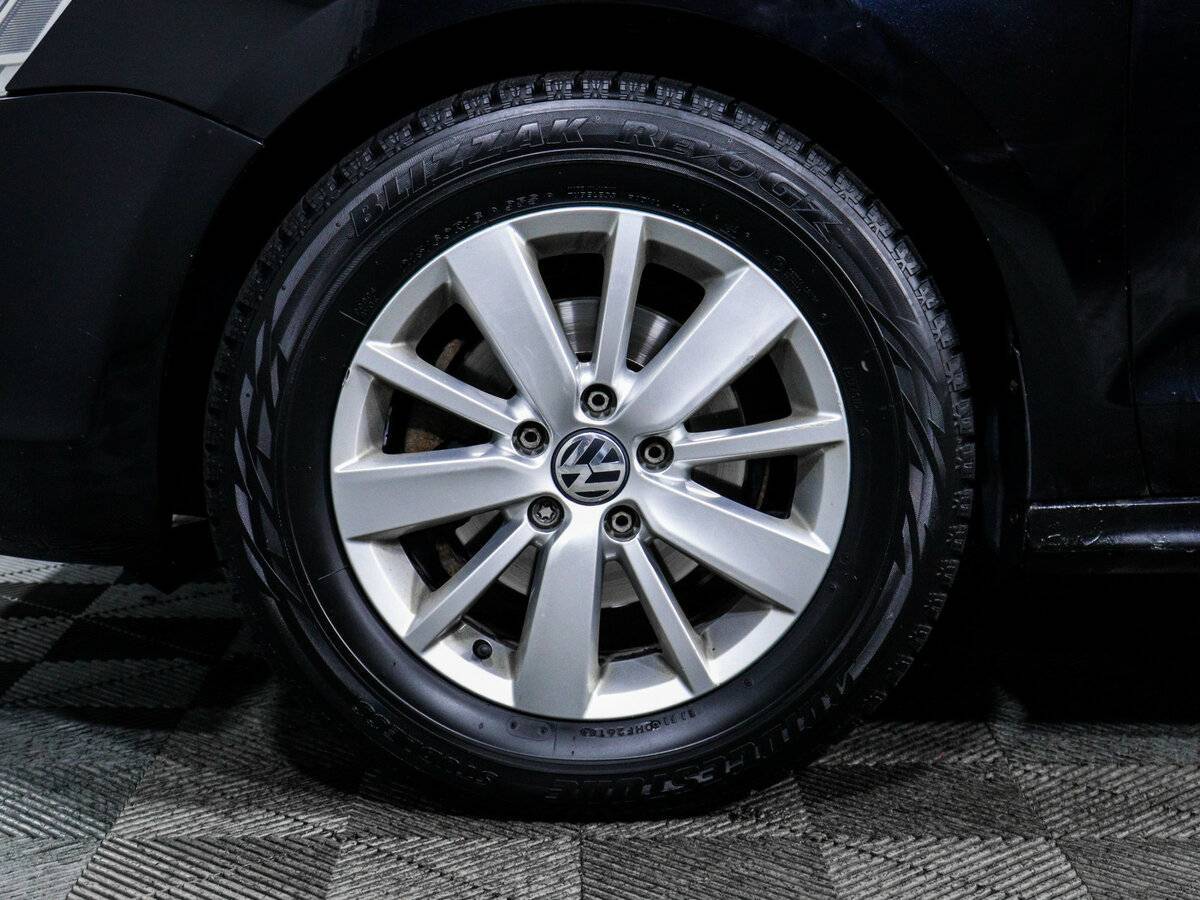 Volkswagen Jetta с пробегом — 2013 год. Фото: #14