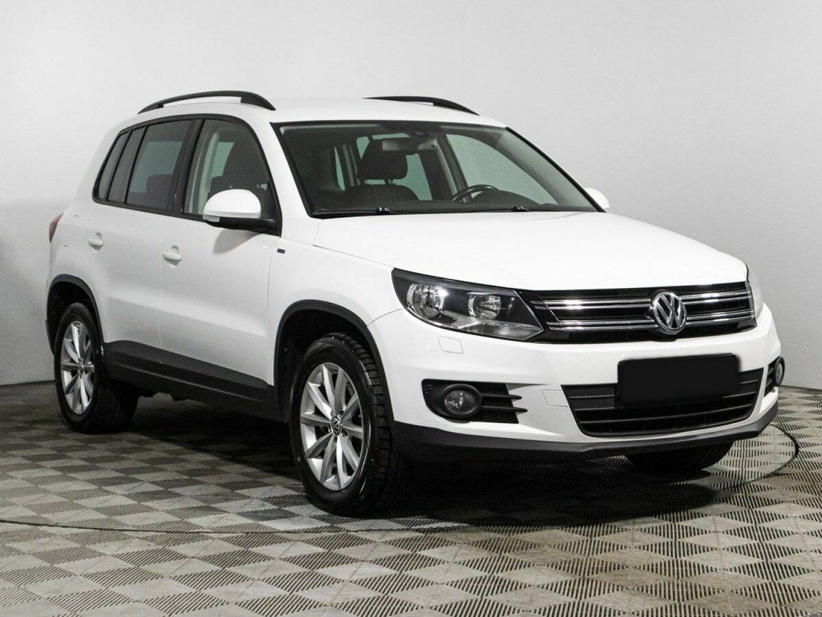 Volkswagen Tiguan с пробегом — 2015 год. Фото: #2