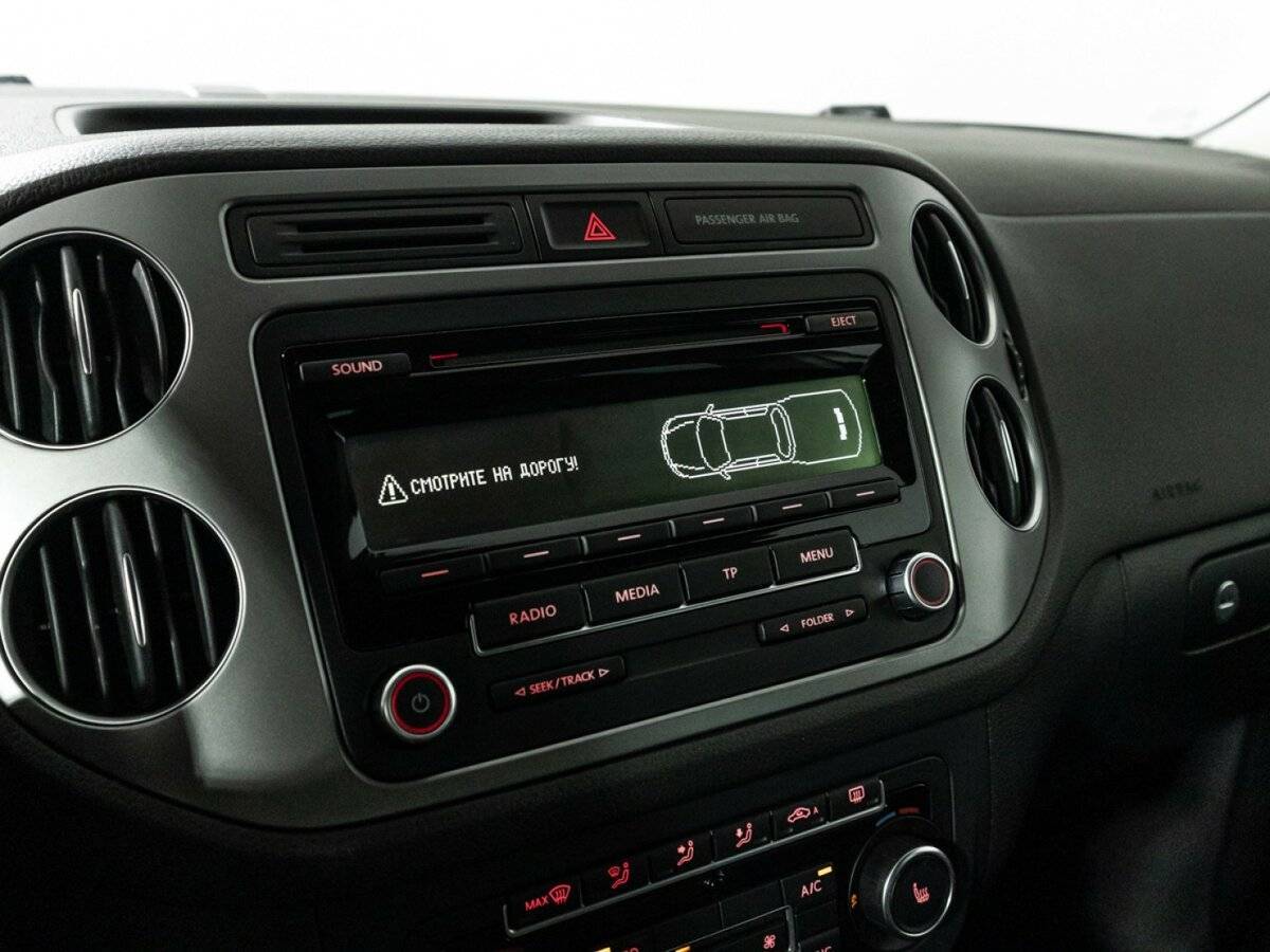 Volkswagen Tiguan с пробегом — 2015 год. Фото: #15