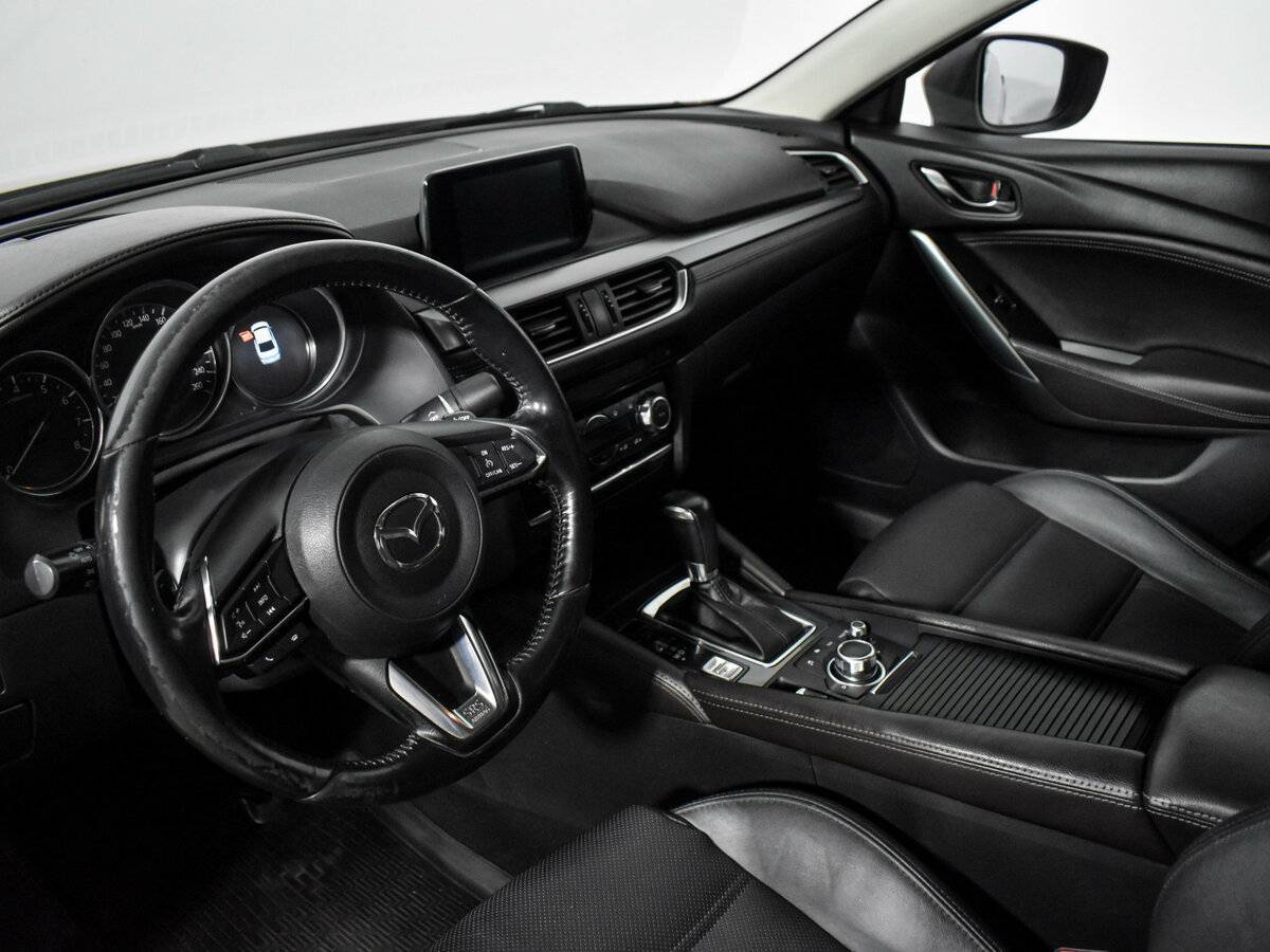 Mazda 6 с пробегом — 2017 год. Фото: #6