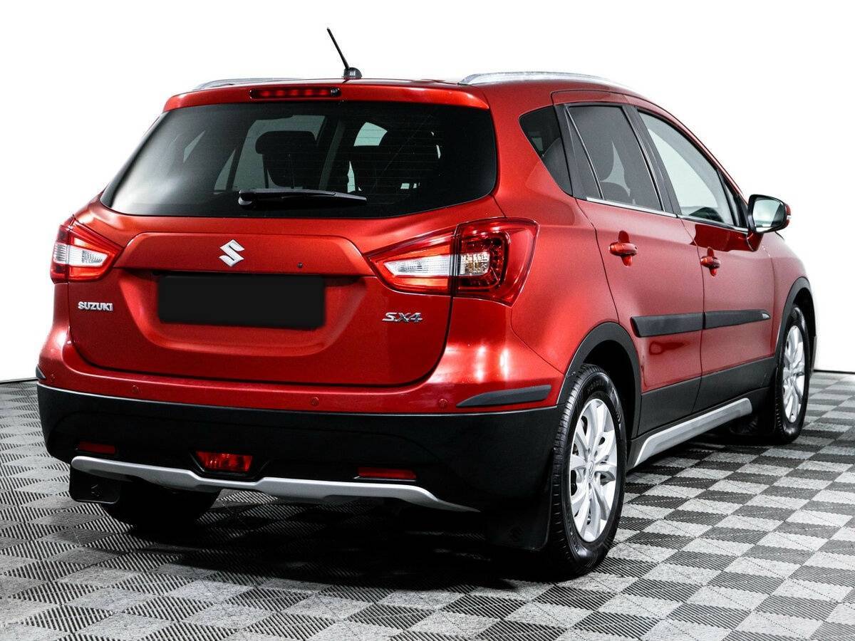 Suzuki SX4 с пробегом — 2016 год. Фото: #4