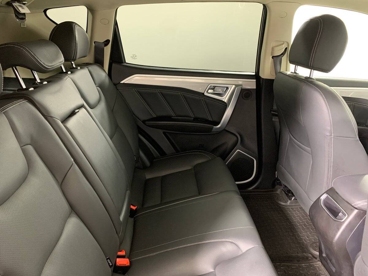 Geely Emgrand X7 с пробегом — 2020 год. Фото: #16