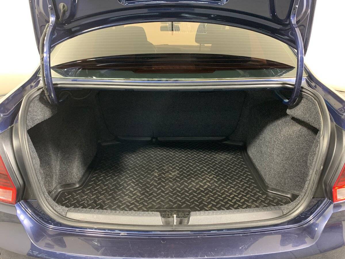 Volkswagen Polo с пробегом — 2017 год. Фото: #18