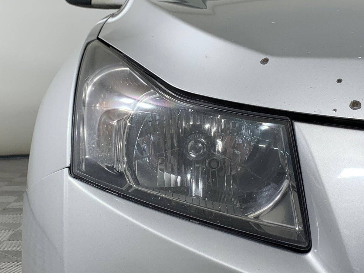 Chevrolet Cruze с пробегом — 2012 год. Фото: #9