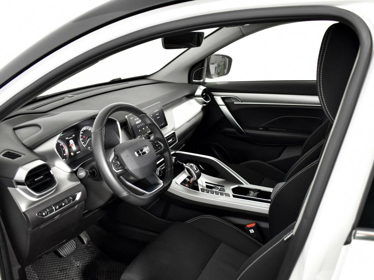 Geely Coolray с пробегом — 2021 год. Фото: #8