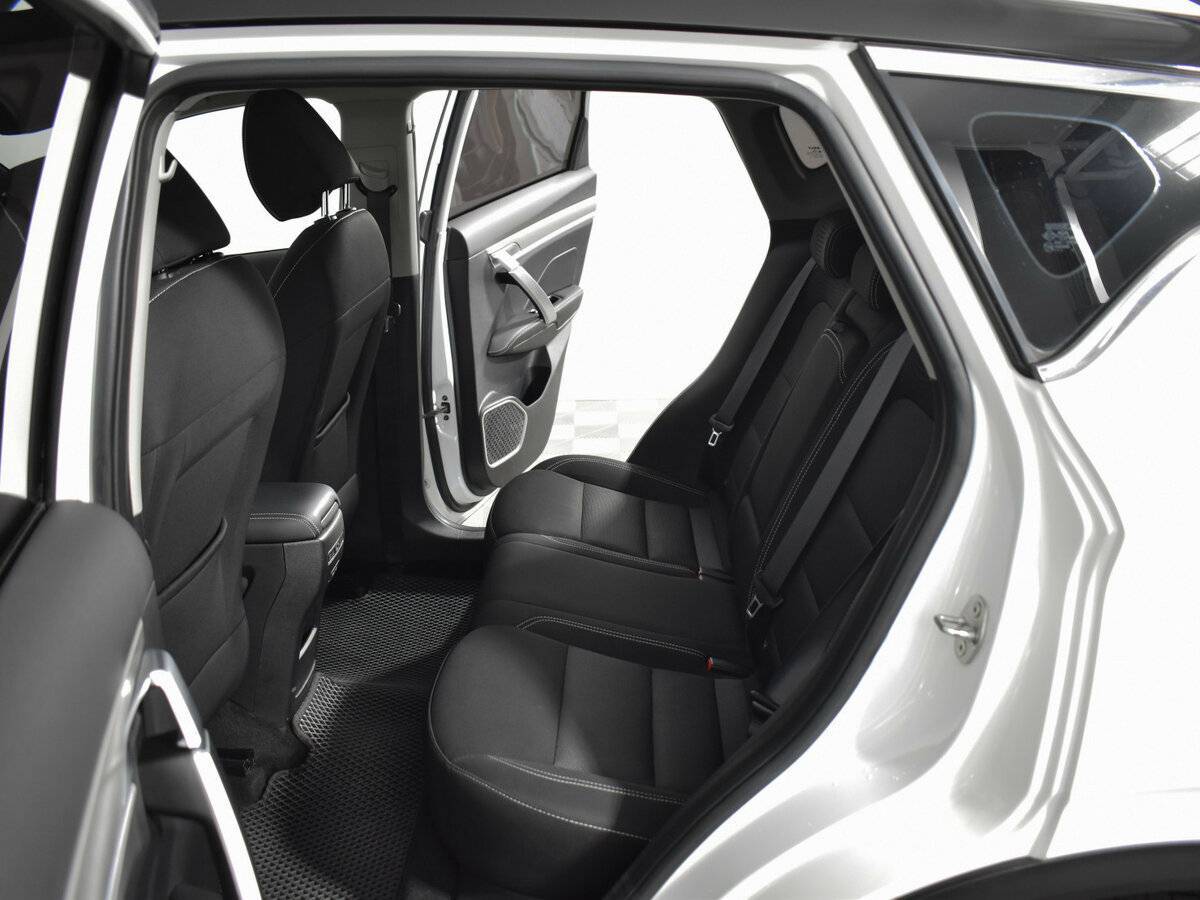 Geely Coolray с пробегом — 2021 год. Фото: #11