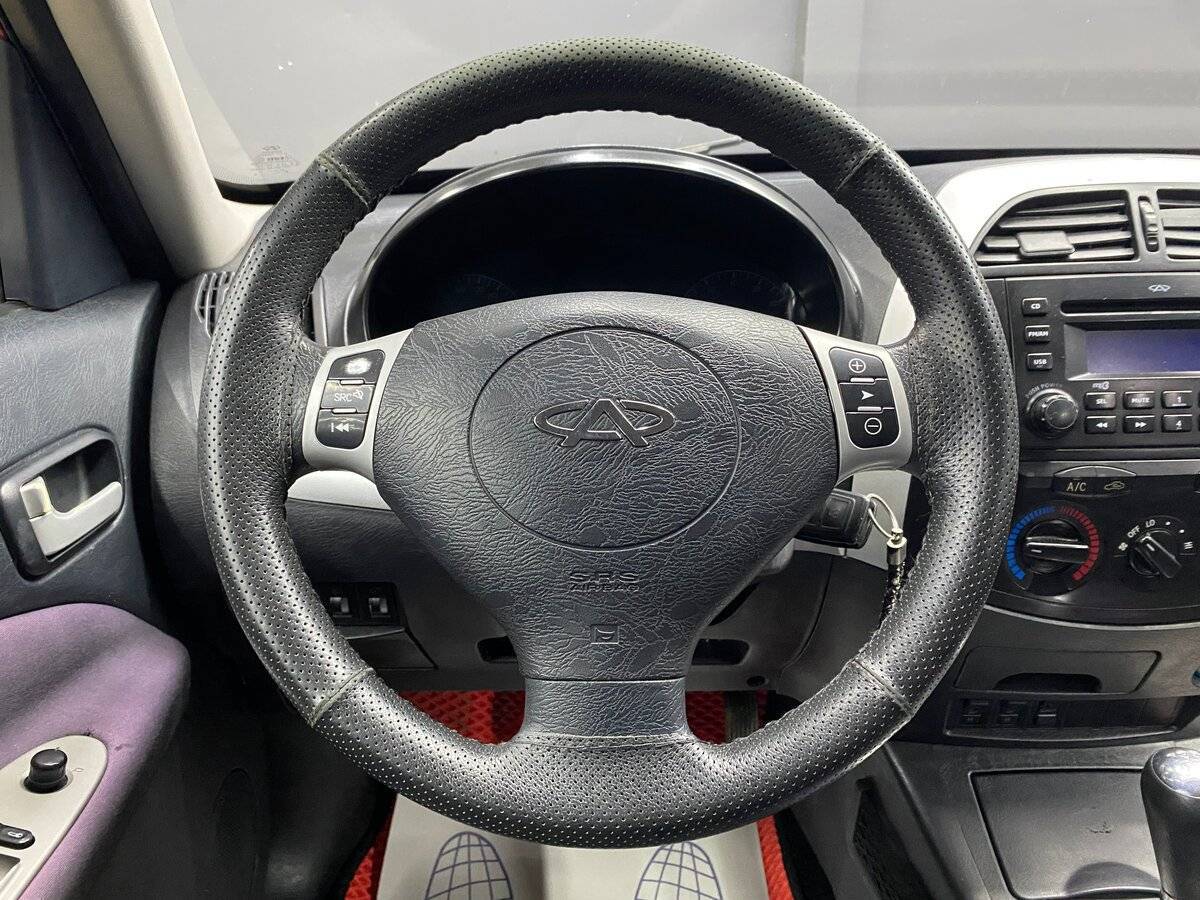 Chery Tiggo (T11) с пробегом — 2012 год. Фото: #6