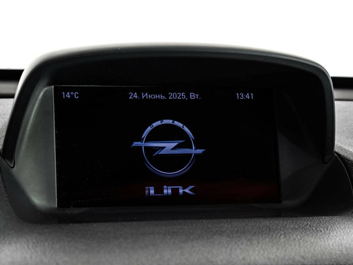 Opel Mokka с пробегом — 2015 год. Фото: #17