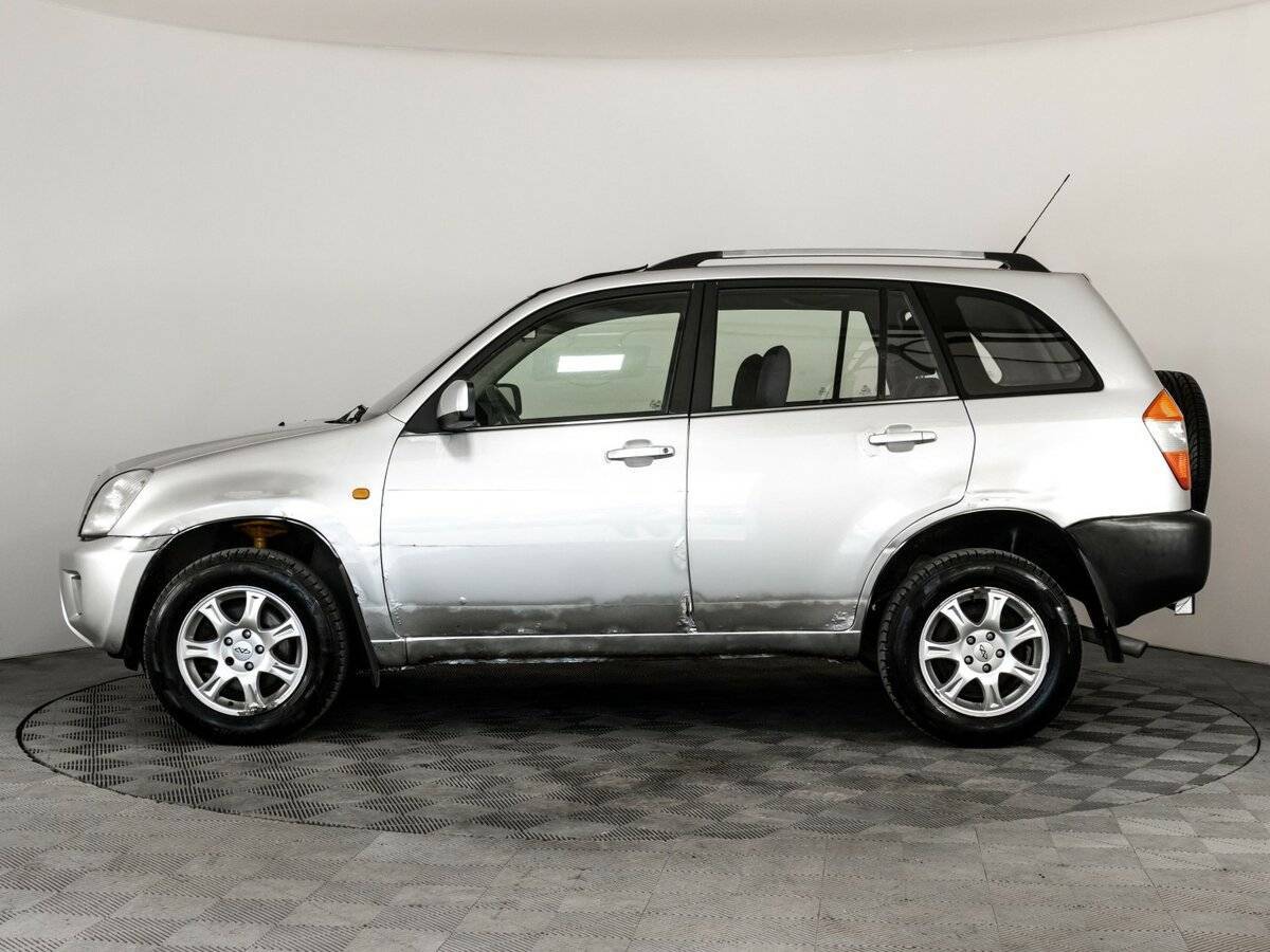 Chery Tiggo (T11) с пробегом — 2012 год. Фото: #7