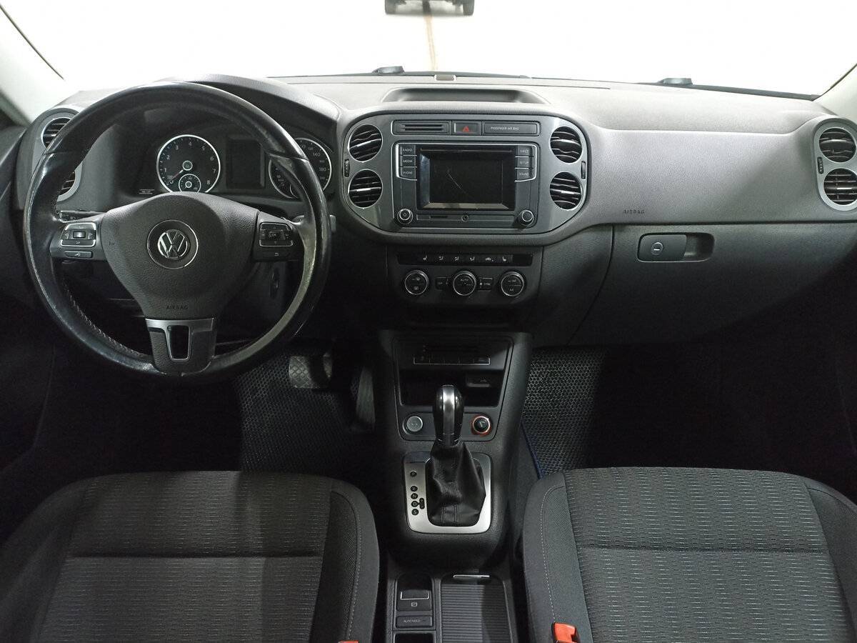 Volkswagen Tiguan с пробегом — 2016 год. Фото: #13