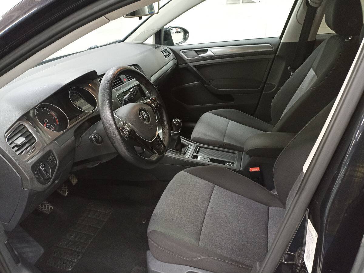 Volkswagen Golf с пробегом — 2013 год. Фото: #15