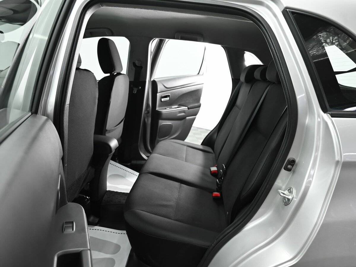 Mitsubishi ASX с пробегом — 2013 год. Фото: #13