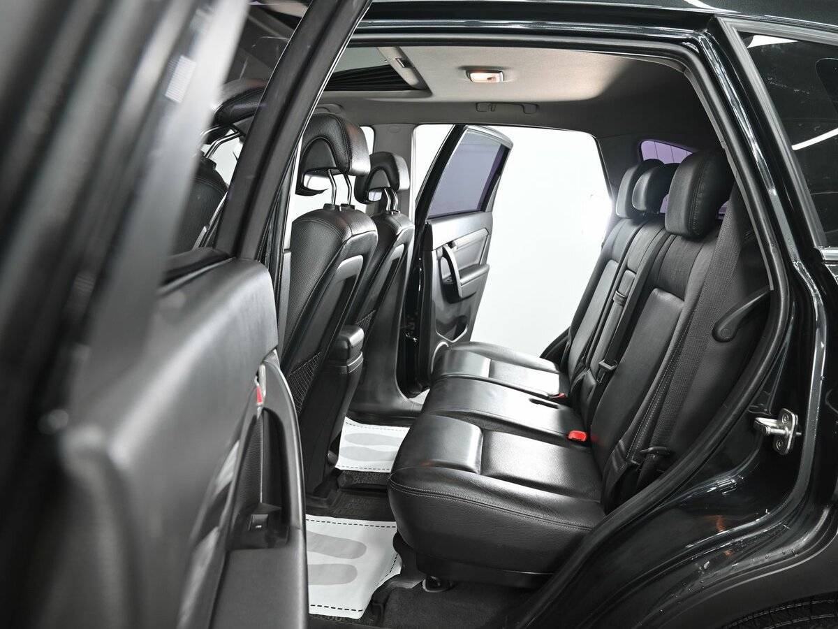 Chevrolet Captiva с пробегом — 2012 год. Фото: #13