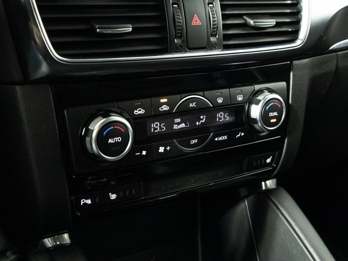 Mazda CX-5 с пробегом — 2015 год. Фото: #18