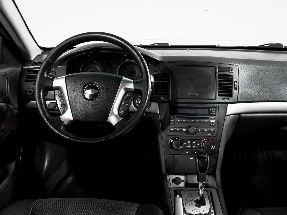 Chevrolet Epica с пробегом — 2012 год. Фото: #11