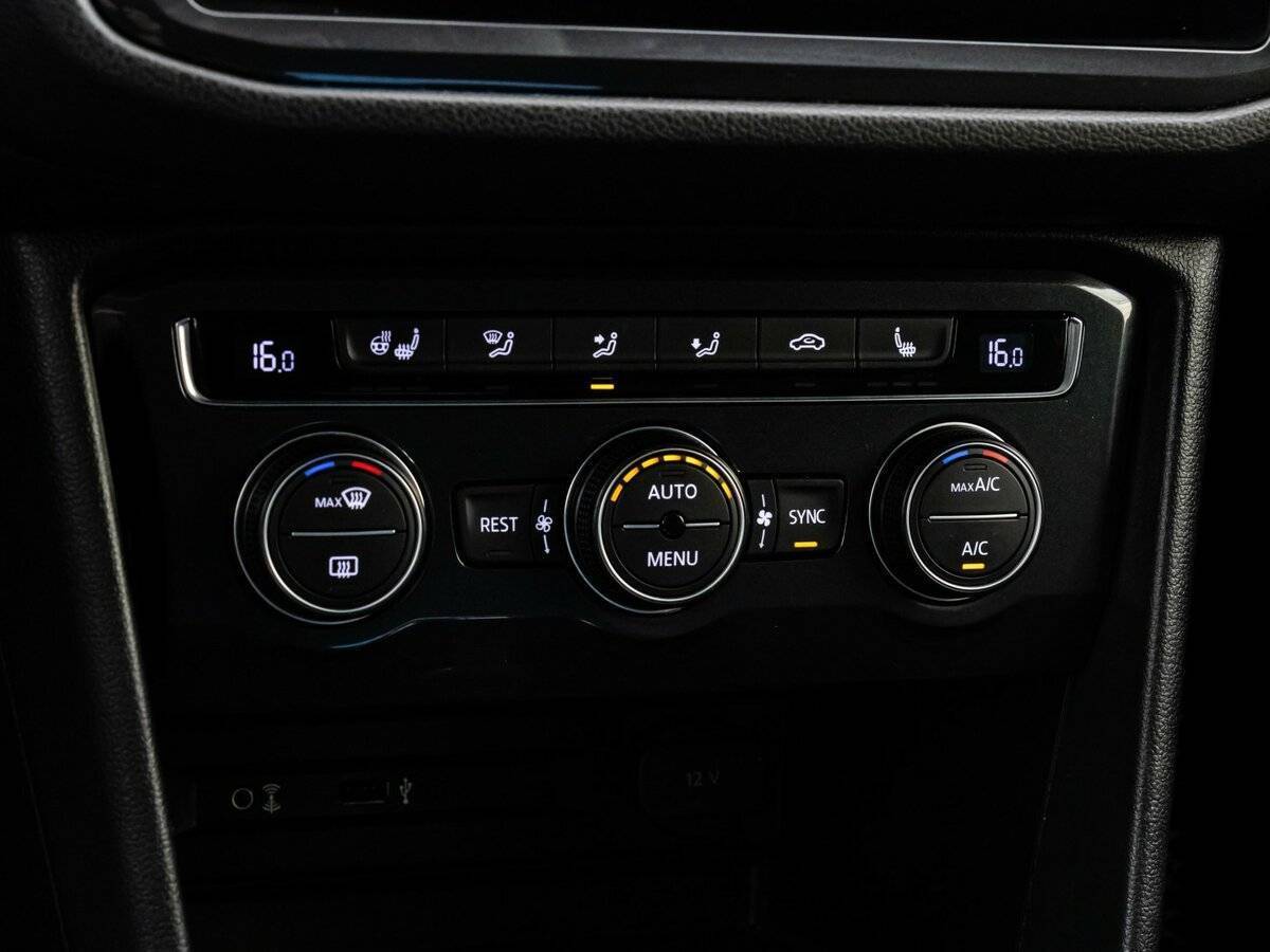 Volkswagen Tiguan с пробегом — 2017 год. Фото: #11