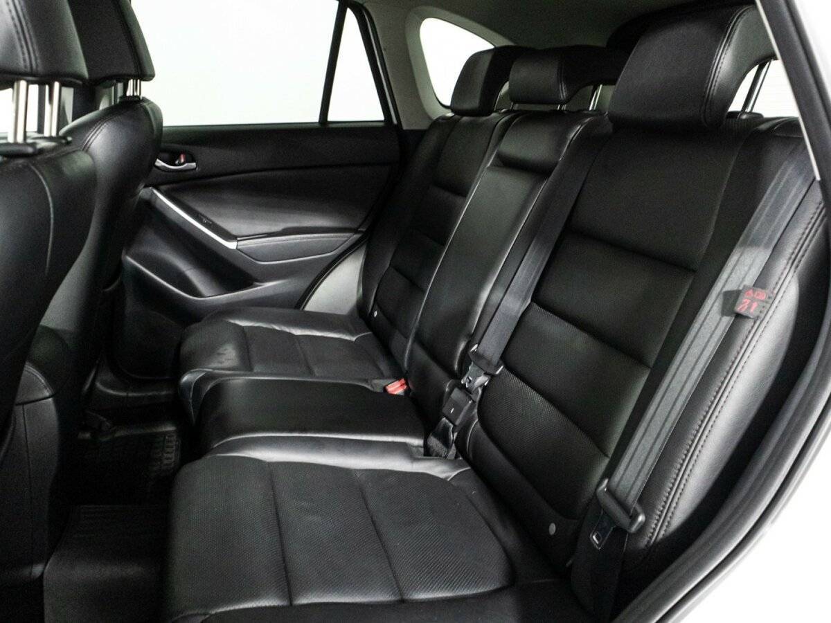 Mazda CX-5 с пробегом — 2015 год. Фото: #9