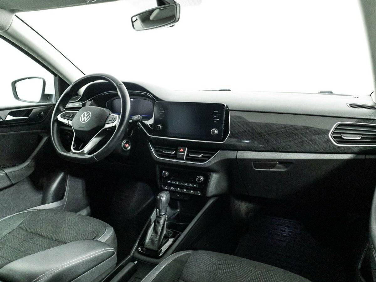 Volkswagen Polo с пробегом — 2020 год. Фото: #8