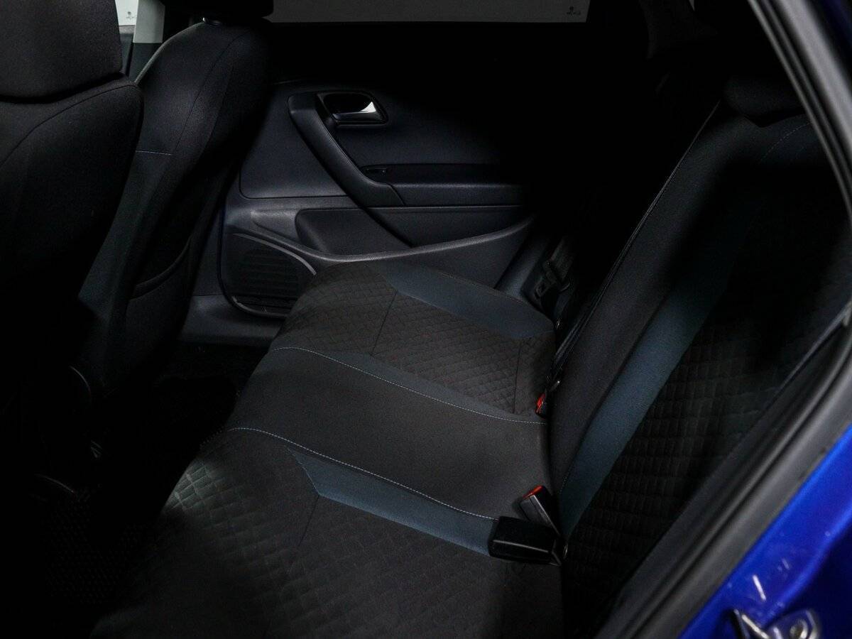 Volkswagen Polo с пробегом — 2019 год. Фото: #9