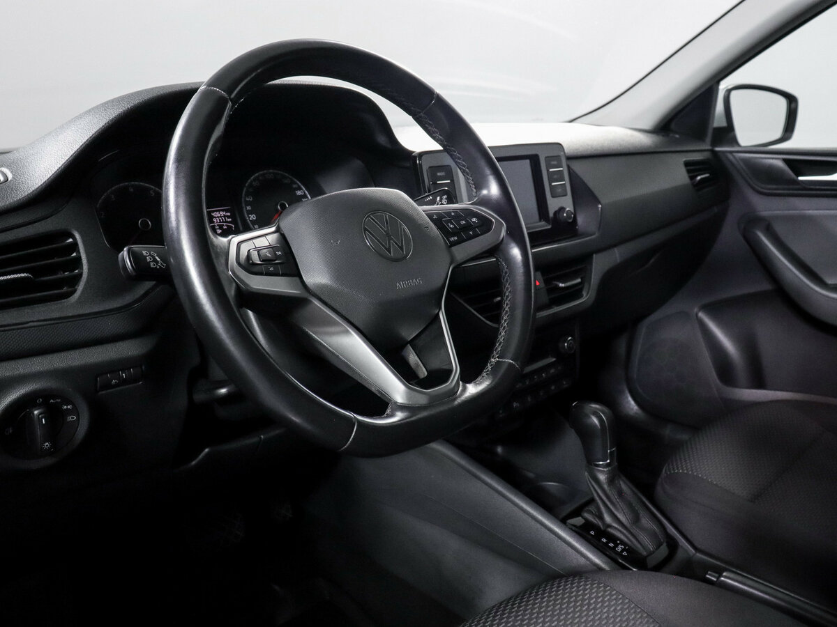 Volkswagen Polo с пробегом — 2021 год. Фото: #11