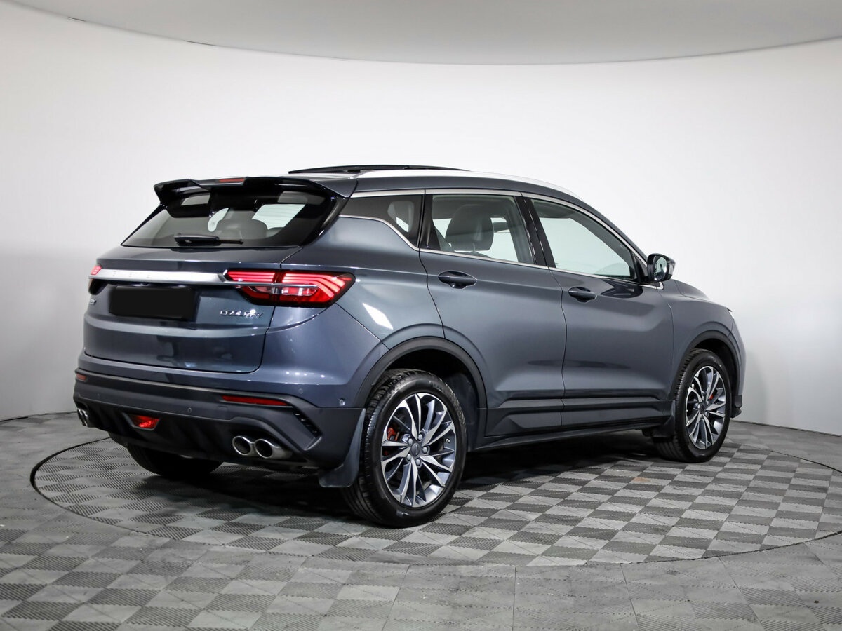 Geely Coolray с пробегом — 2022 год. Фото: #4