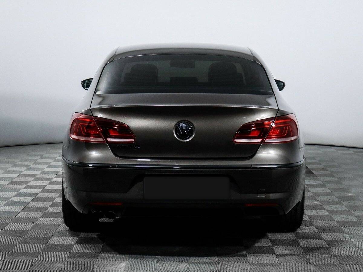 Volkswagen Passat CC с пробегом — 2013 год. Фото: #4