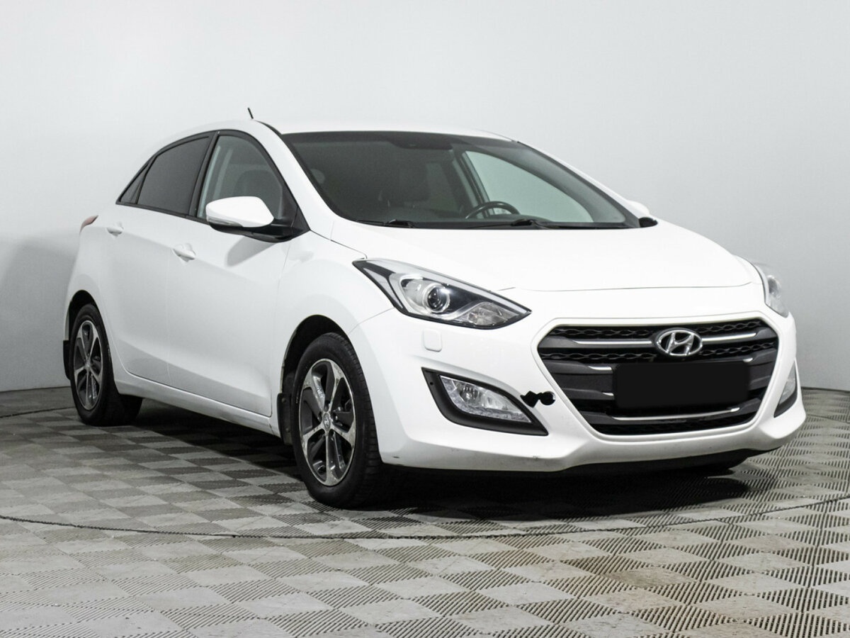 Hyundai i30 с пробегом — 2015 год. Фото: #2