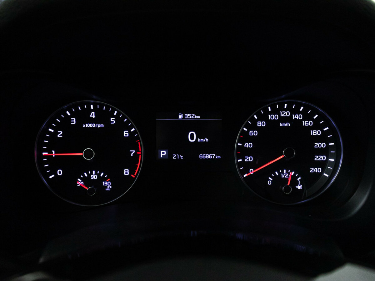 Kia Cerato с пробегом — 2020 год. Фото: #11