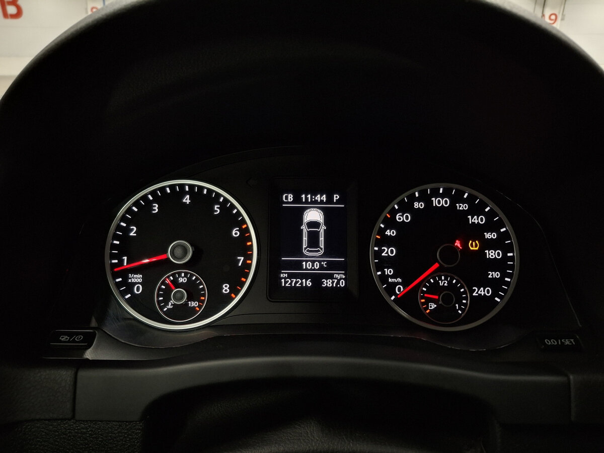 Volkswagen Tiguan с пробегом — 2016 год. Фото: #12