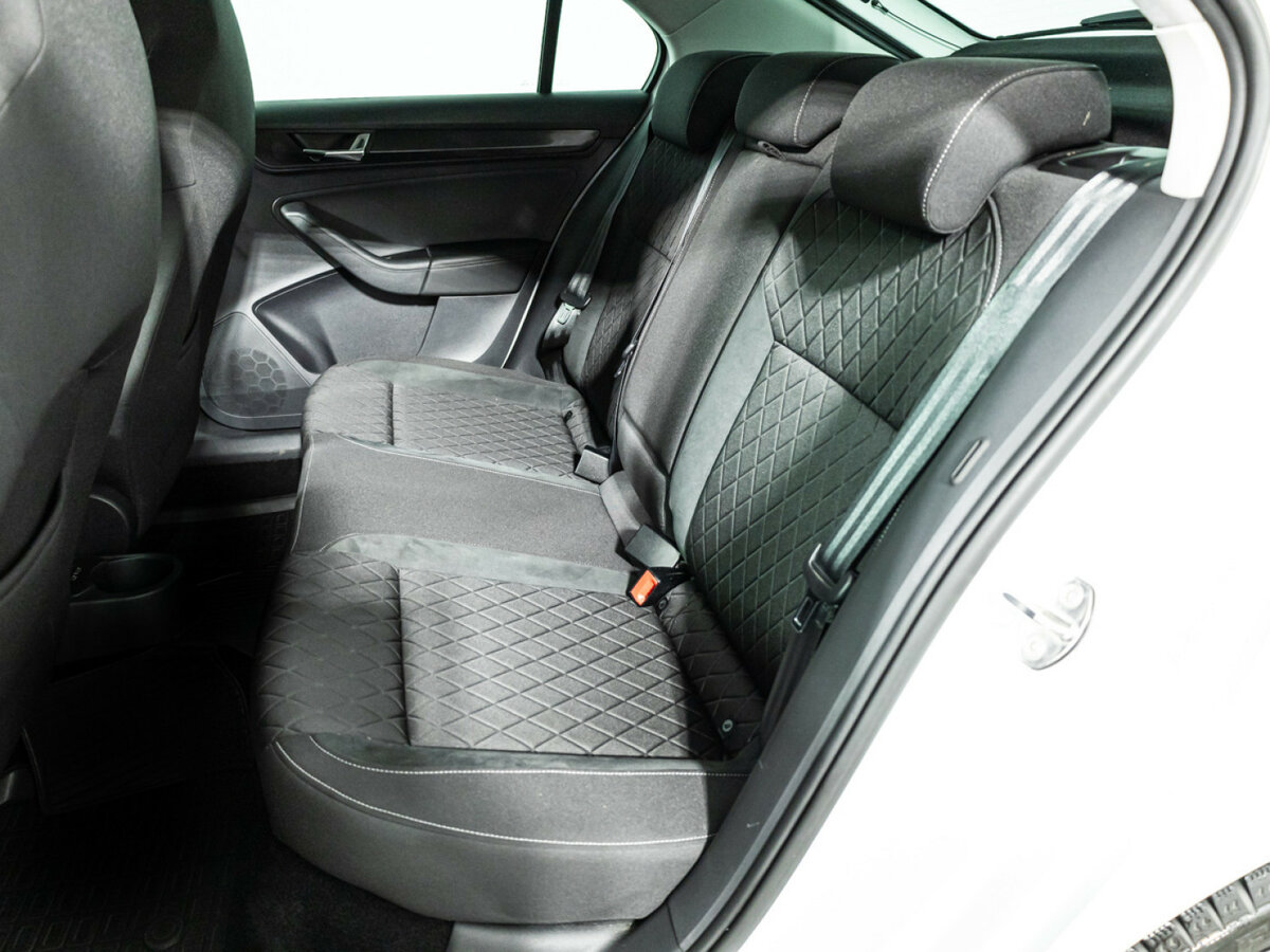 Skoda Rapid с пробегом — 2021 год. Фото: #9