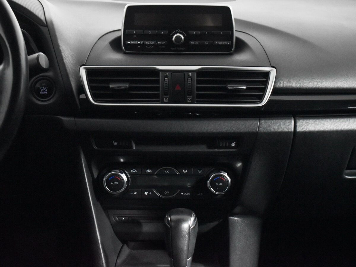 Mazda 3 с пробегом — 2013 год. Фото: #12